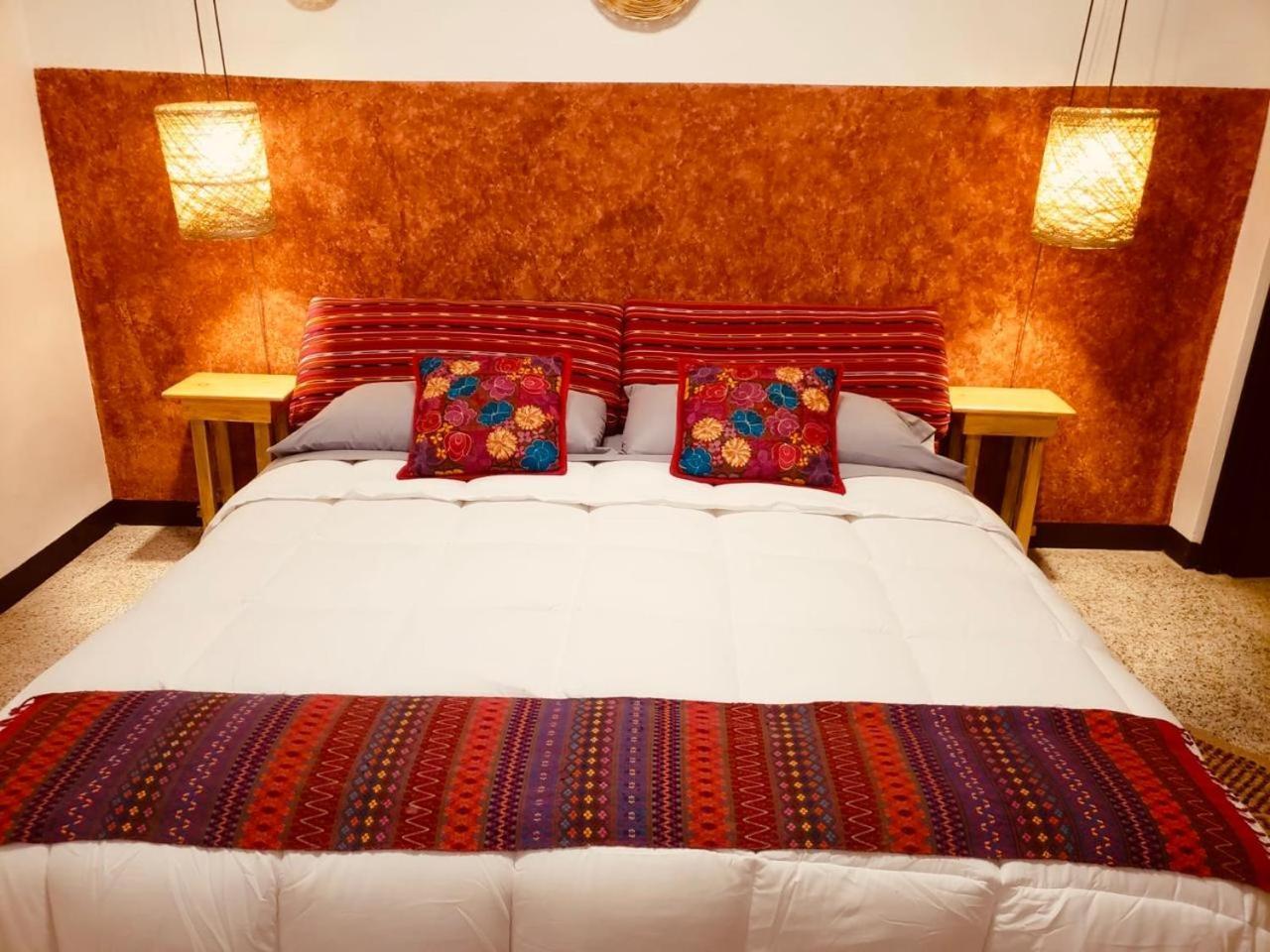 Luna Maya Boutique Hotel أنتيغوا غواتيمالا المظهر الخارجي الصورة