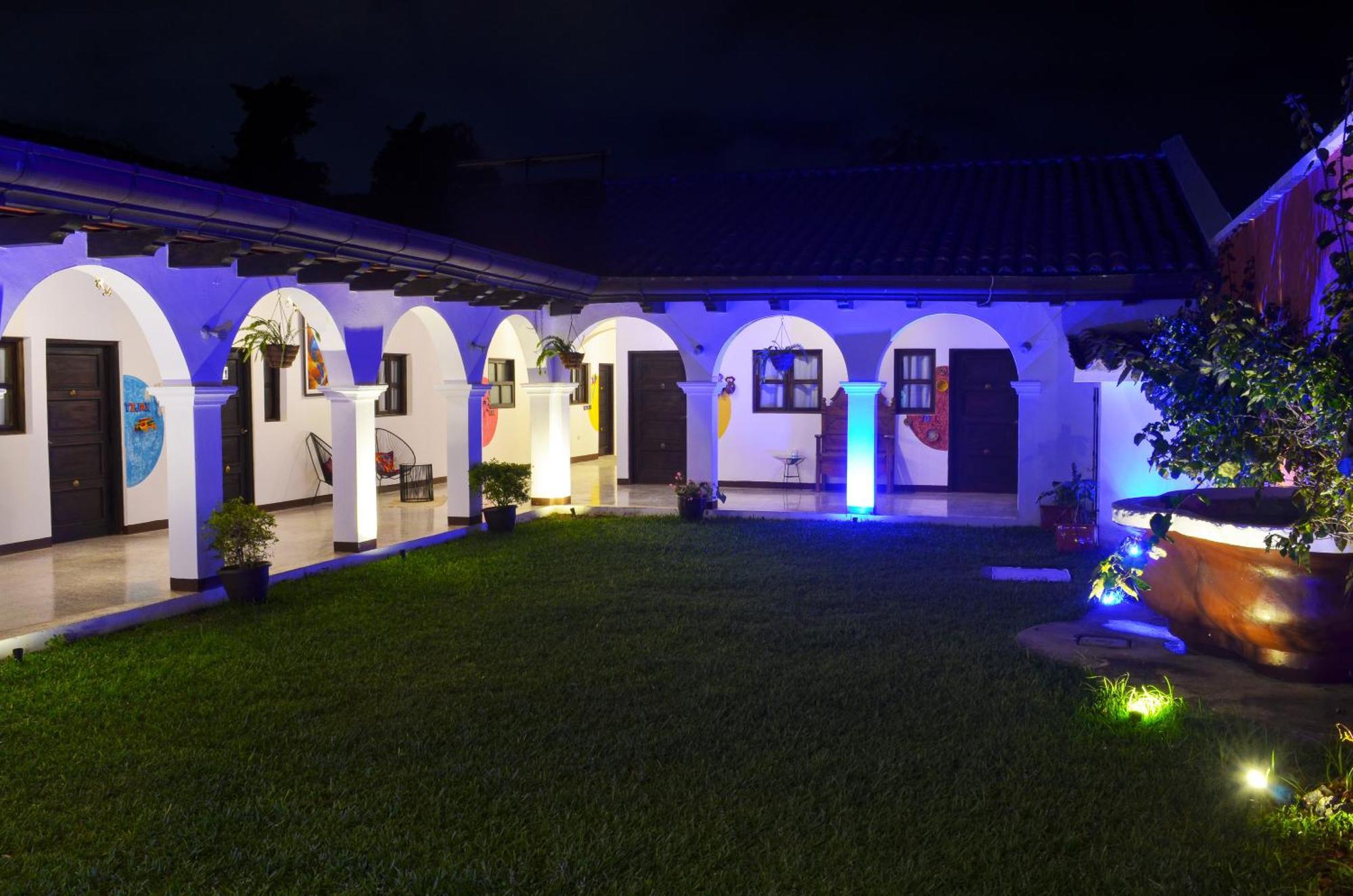 Luna Maya Boutique Hotel أنتيغوا غواتيمالا المظهر الخارجي الصورة